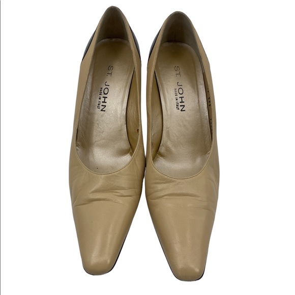💕SALE💕 St John Black & Tan Heels - Picture 3 of 11